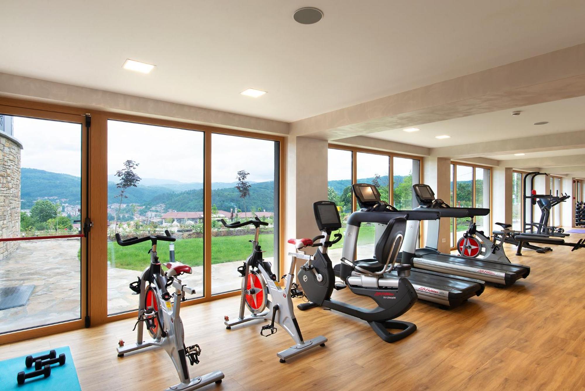 טריאבנה Wine & Spa Hotel Chukara מראה חיצוני תמונה