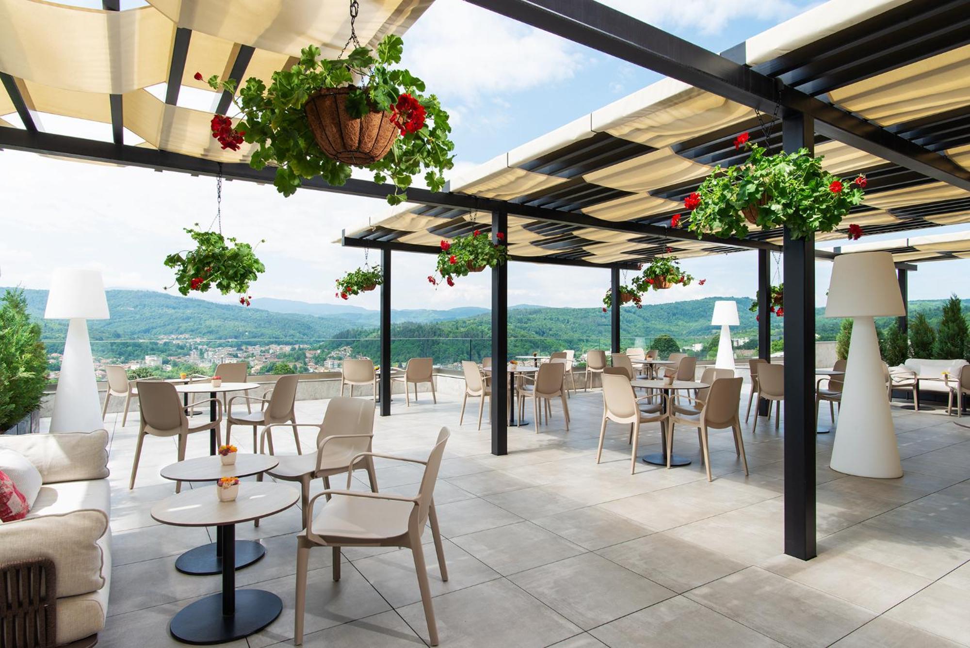 טריאבנה Wine & Spa Hotel Chukara מראה חיצוני תמונה